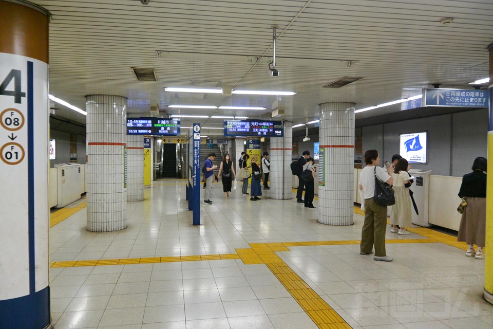 東京メトロ要町駅ホーム（東京メトロ有楽町線）