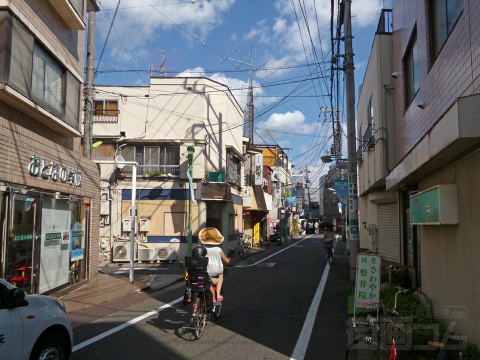 経堂本町通り