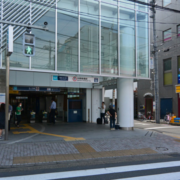 東京都中野区中野新橋駅前写真画像