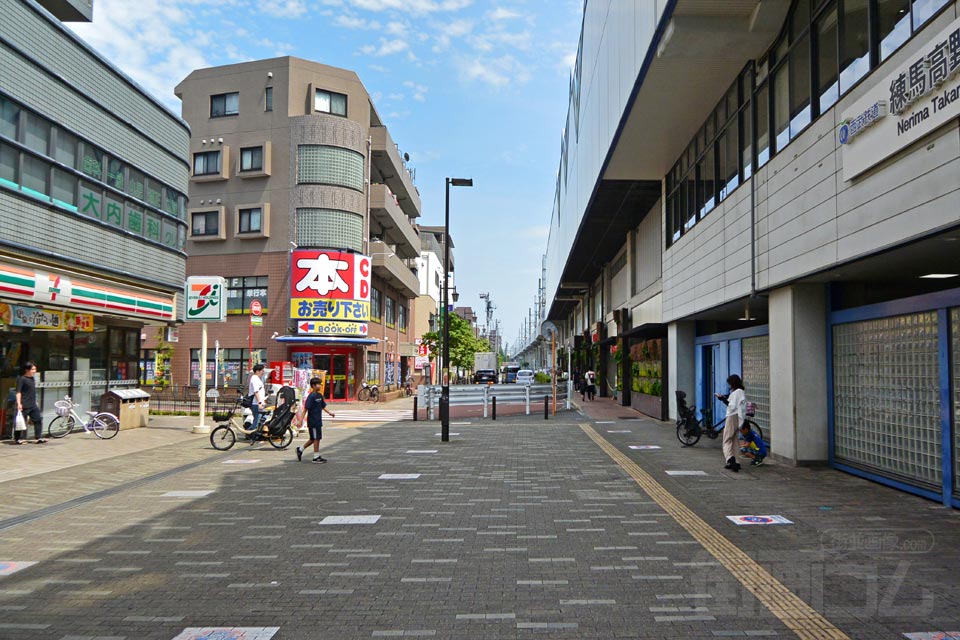 西武練馬高野台駅北口前