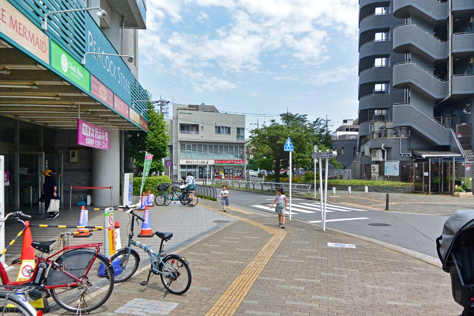 西武練馬高野台駅北口前