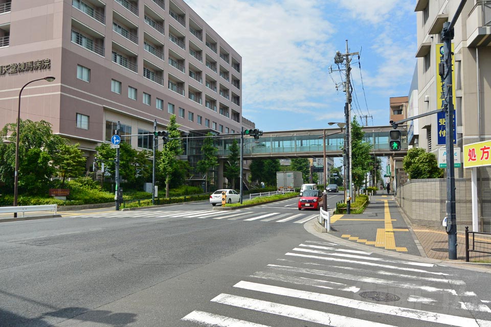 練馬高野台駅前交差点