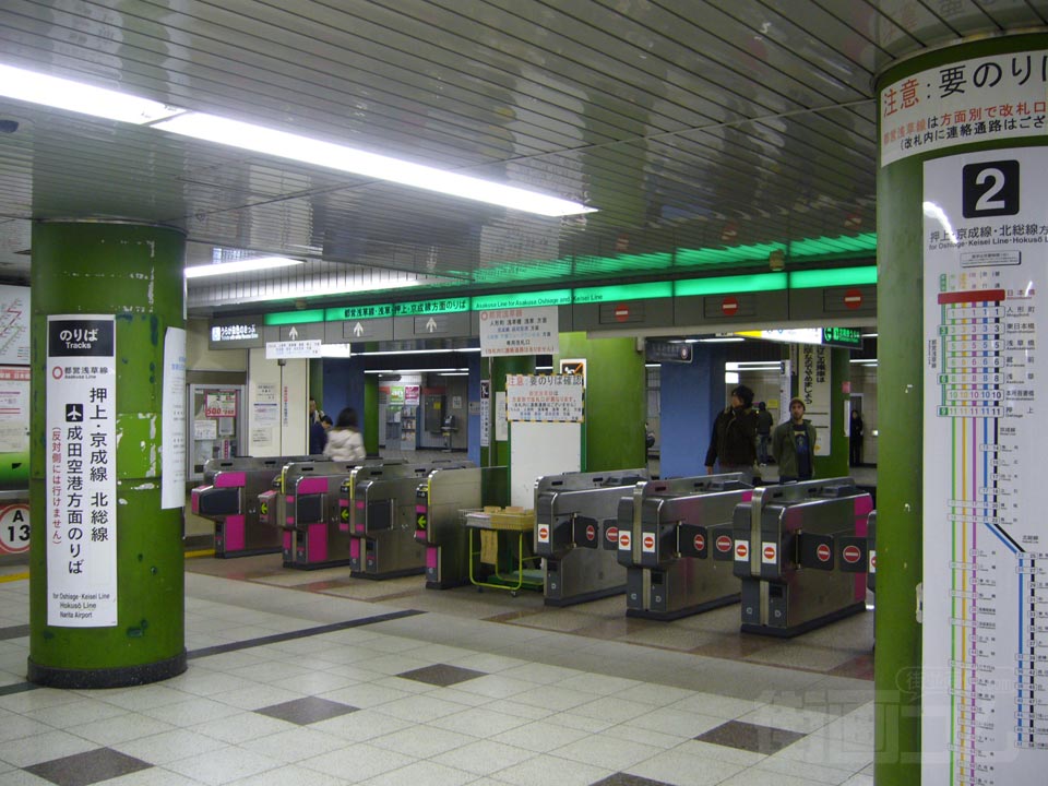 都営地下鉄日本橋駅