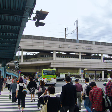 東京都北区王子駅前写真画像