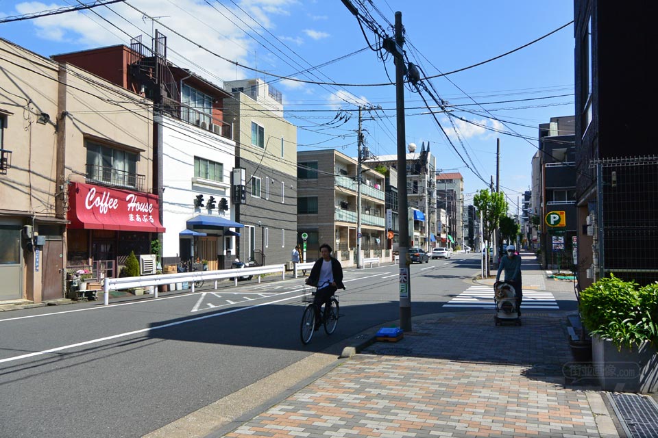 新あづま通り