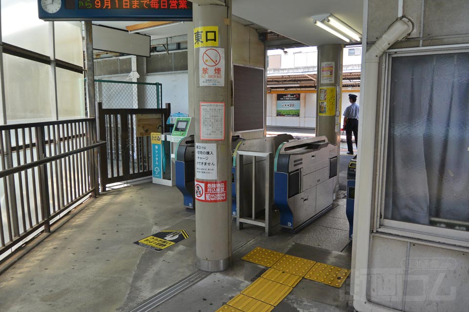 東武大山駅東口改札口