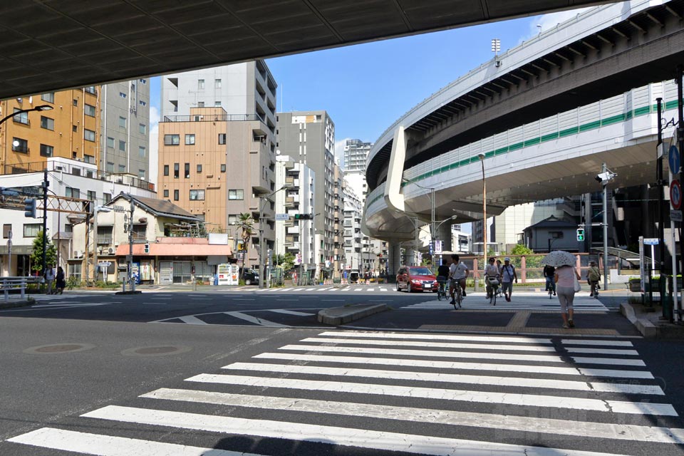 大山東町交差点