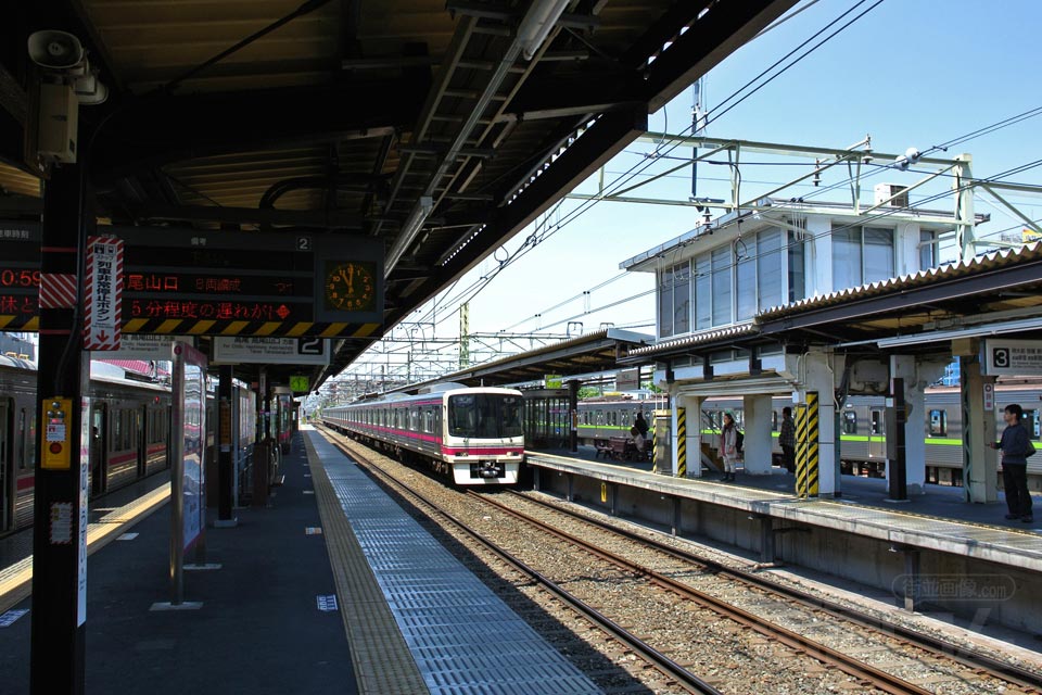 京王桜上水駅ホーム(京王線)