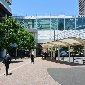 東京都練馬区石神井公園駅前写真画像