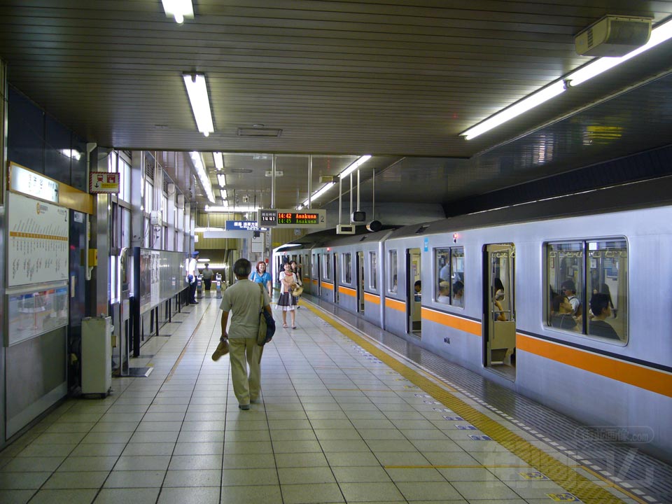 東京メトロ渋谷駅ホーム(銀座線)