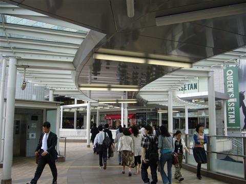 JR品川駅港南口写真画像