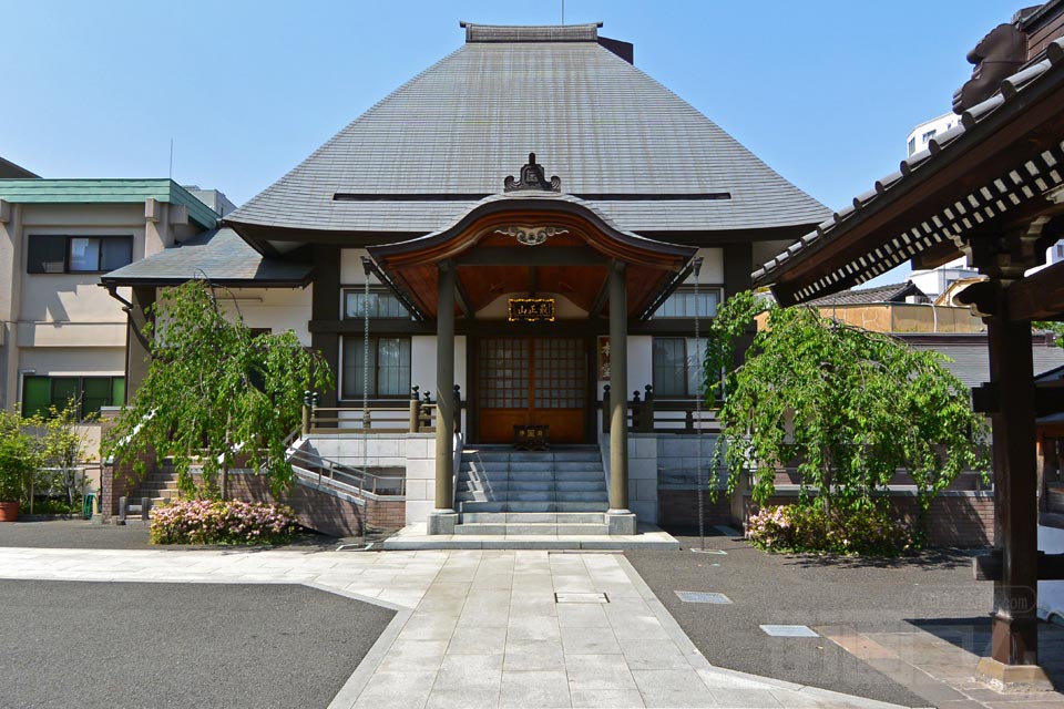 覚林寺本堂