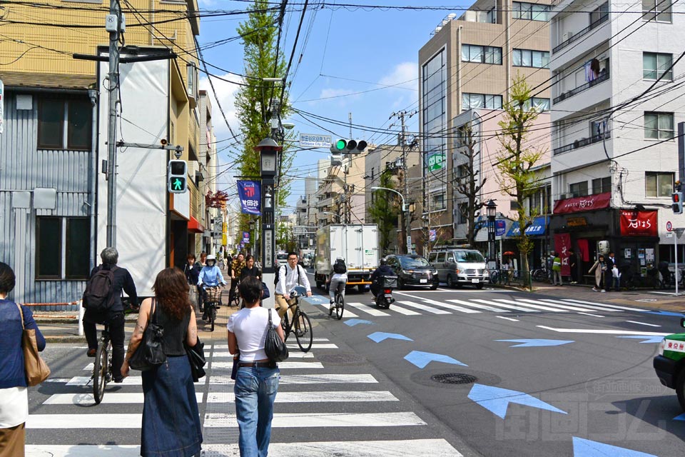 世田谷区役所入口