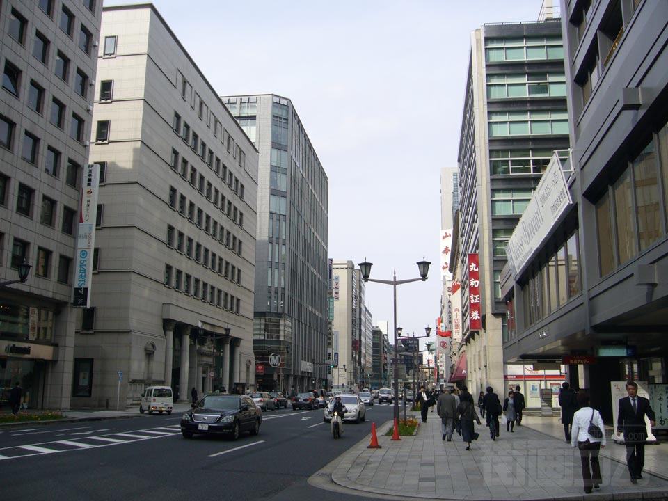 中央通り(国道１５号線)