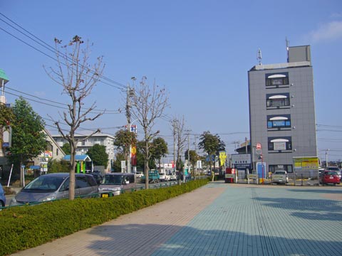 JR秋川駅北口前写真画像
