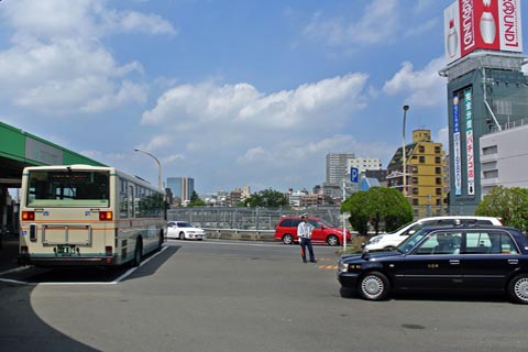 JR府中本町駅前写真画像