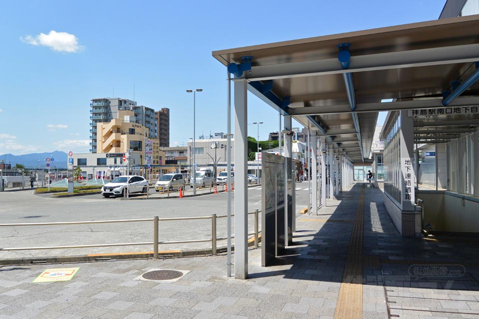 JR・西武拝島駅南口