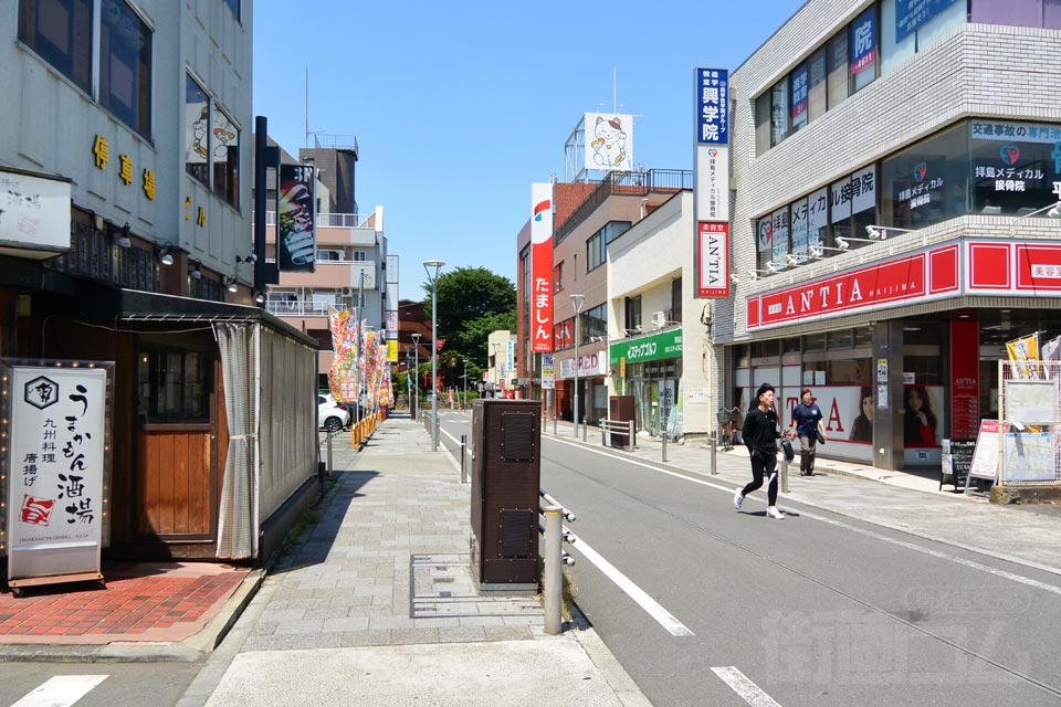 拝島駅前商店街