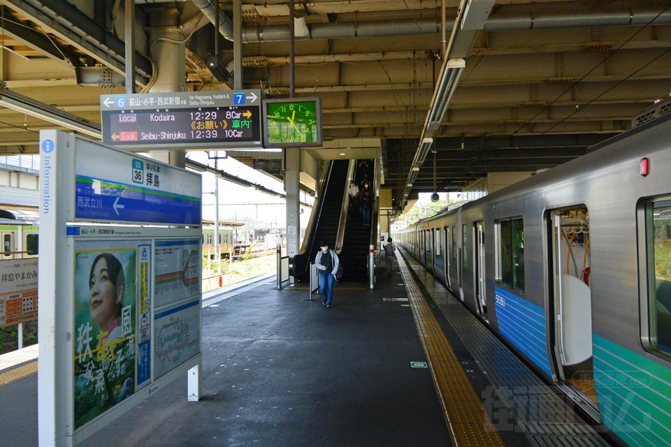 西武拝島駅ホーム（西武拝島線）