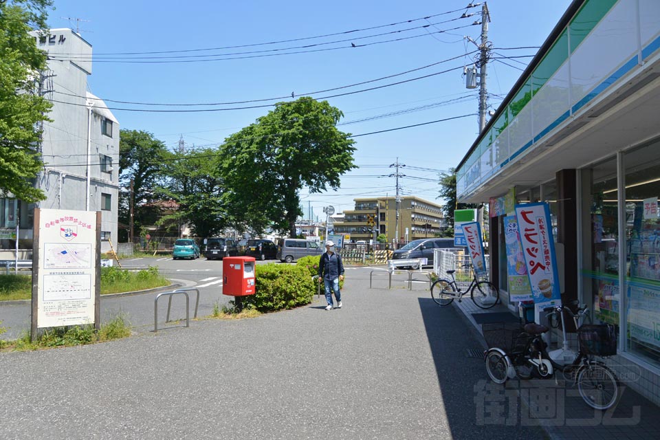 JR・西武拝島駅北口
