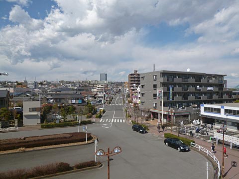 JR片倉駅ホームから北口方面写真画像