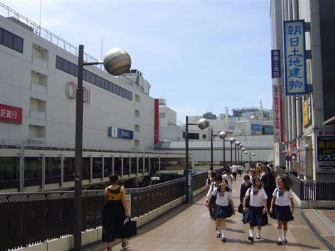 JR町田駅北口前写真画像