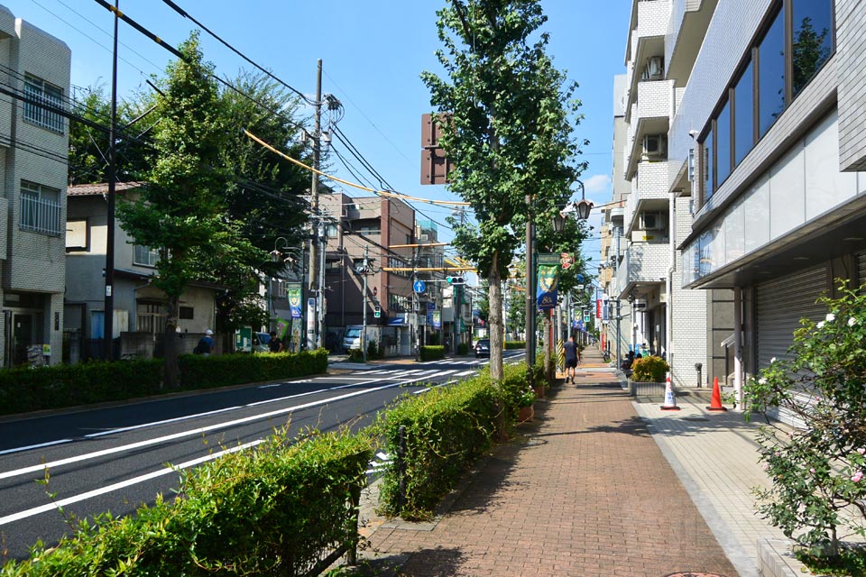 中央通り（三鷹通り）