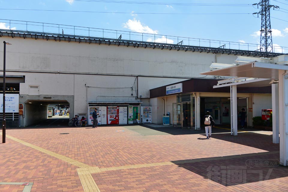 西武武蔵砂川駅
