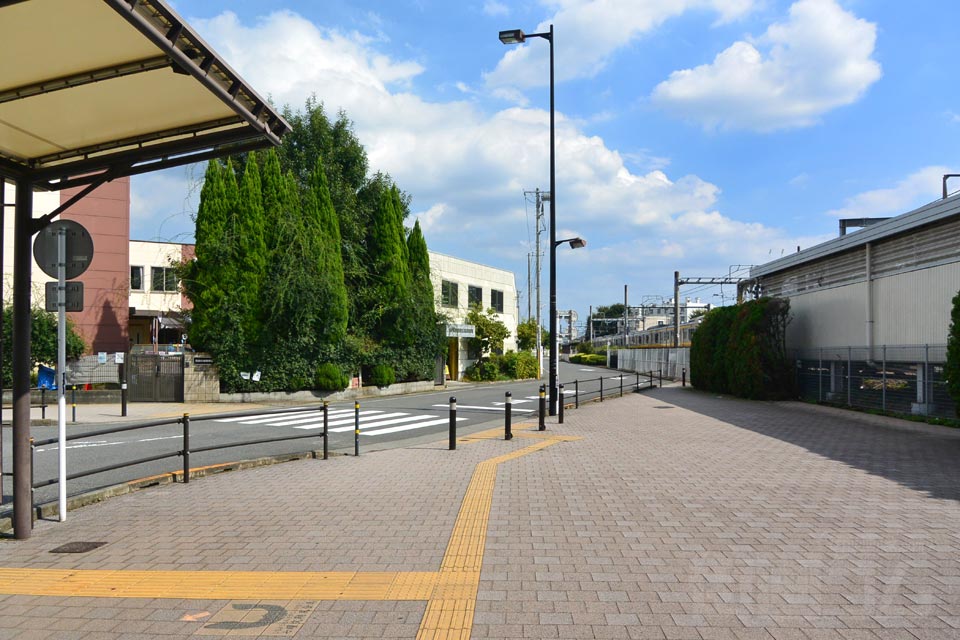JR西府駅北口前