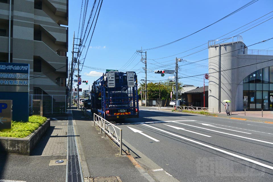 甲州街道(国道20号線)