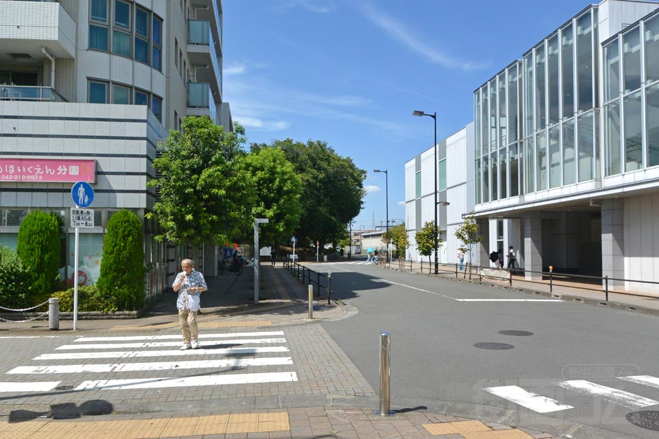 JR西府駅南口前