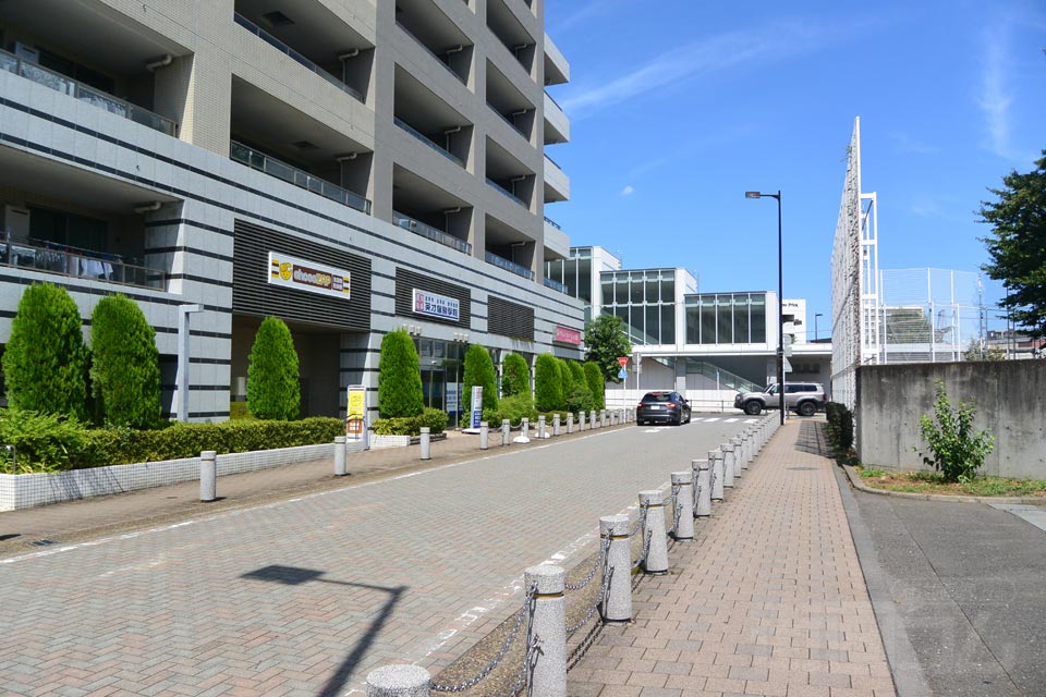 JR西府駅南口前