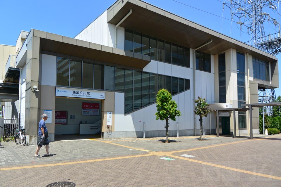 西武立川駅南口