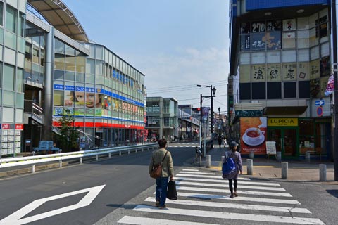 仙川駅前通り写真画像