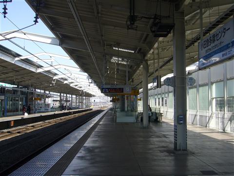 小田急多摩センター駅(小田急小田原線)写真画像