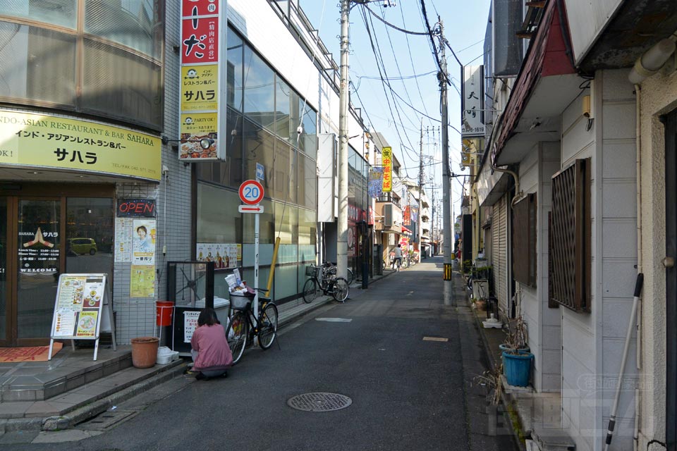 谷保駅北口商店街