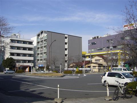 JR谷保駅北口写真画像