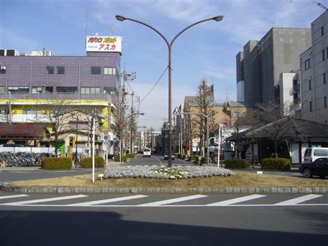 JR谷保駅北口写真画像