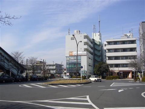 JR谷保駅北口写真画像