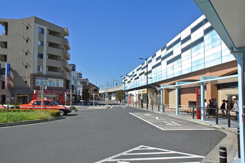 JR矢野口駅南口前写真画像