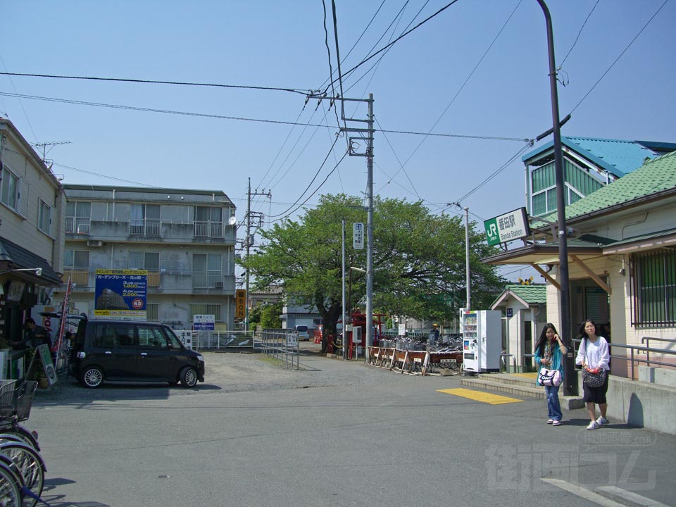 JR番田駅前