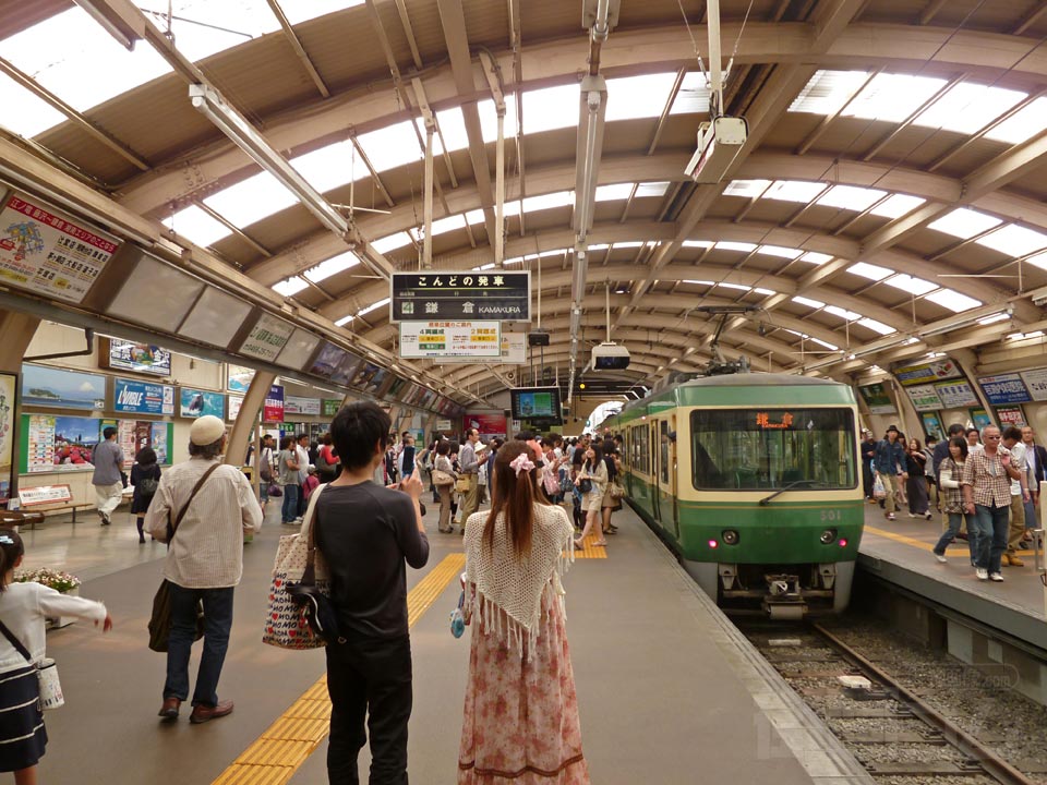 江ノ電藤沢駅ホーム