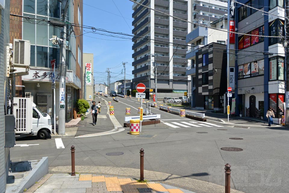 駅前通り商店街