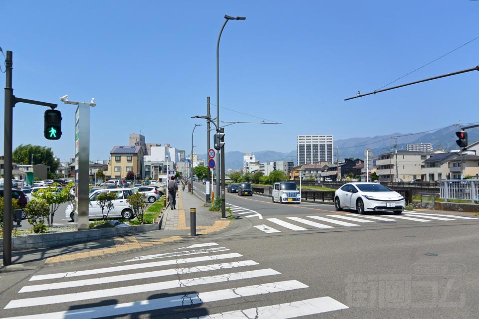 大泰町交差点