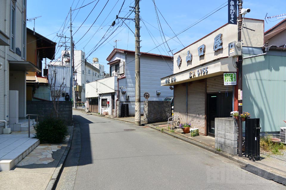 ひがしみち
