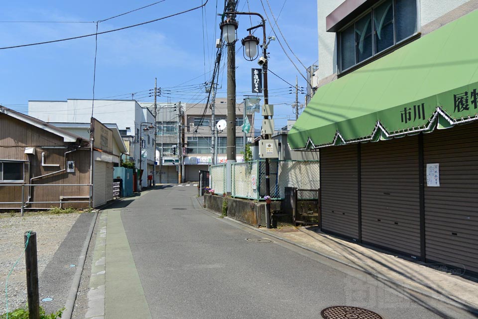ひがしみち