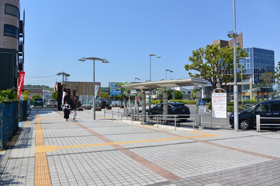 秦野駅南口タクシーのりば