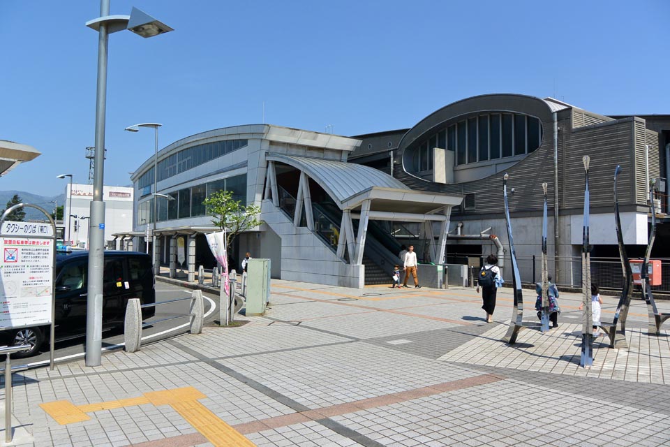 小田急秦野駅南口
