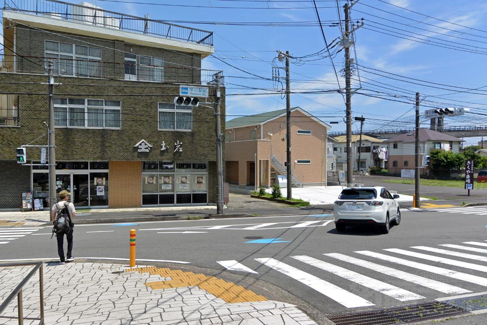 早川駅前交差点