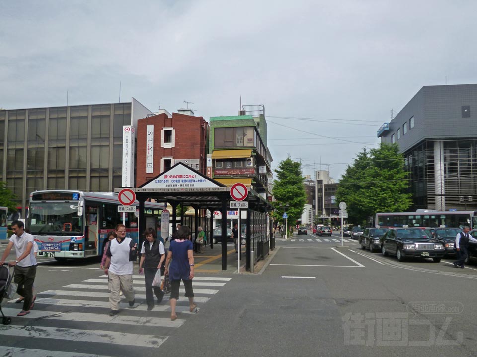 JR鎌倉駅東口前